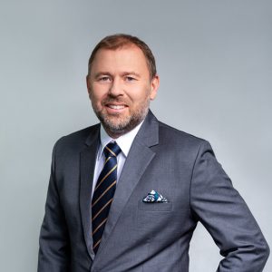 Piotr Kalisz, Nest Bank
