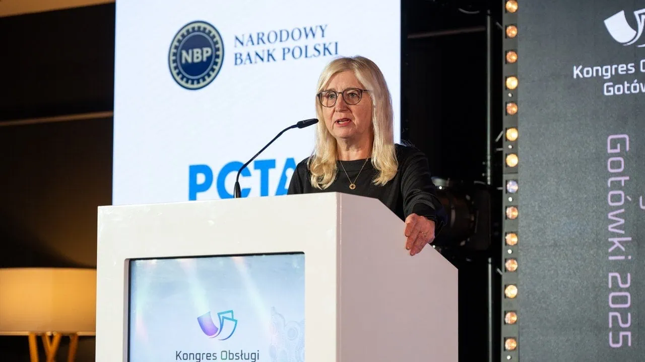 Prawie ¾ Polaków przechowuje zapas gotówki w domu