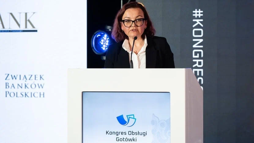 Co pokazują badania NBP dot. rynku gotówkowego i preferencji płatniczych Polaków?