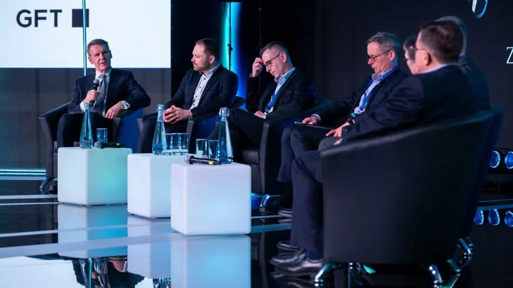 Mały czy duży, bank czy fintech, kto ma większe szanse w wyścigu technologicznym?