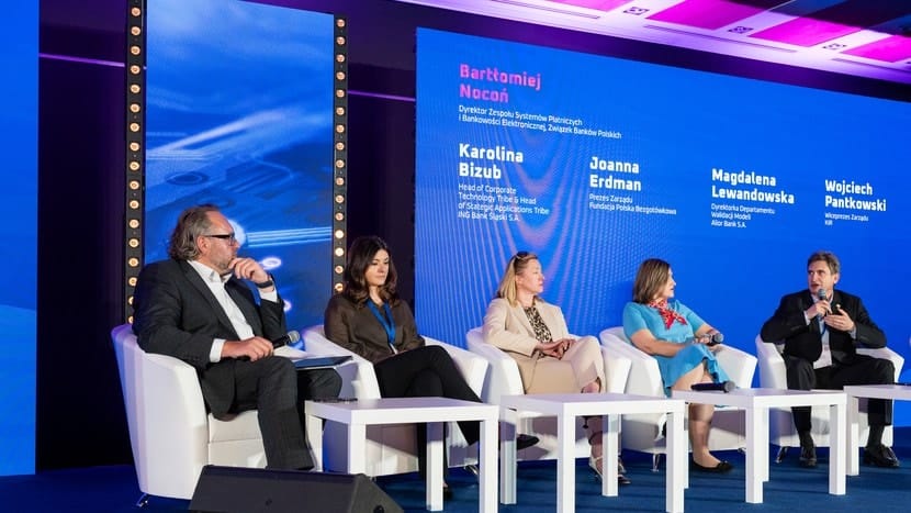 Nadchodzi era komunikacji AI-AI: wyzwania dla banków, klientów i procedur tożsamości